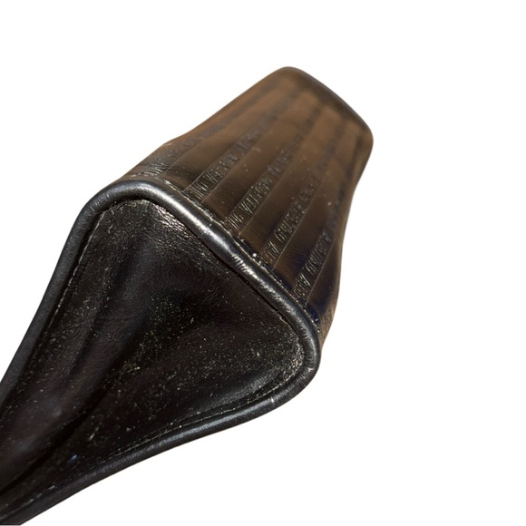 Valentino Clutch - Picture 2 of 5